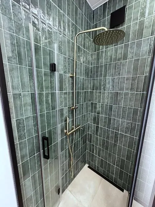 Comfortable Apartment In Center With Private Parking Garage Malaga