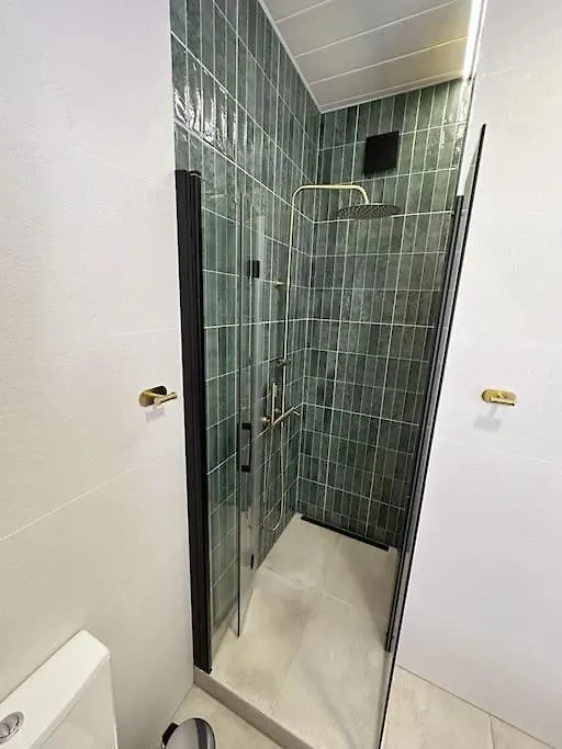 Comfortable Apartment In Center With Private Parking Garage Malaga